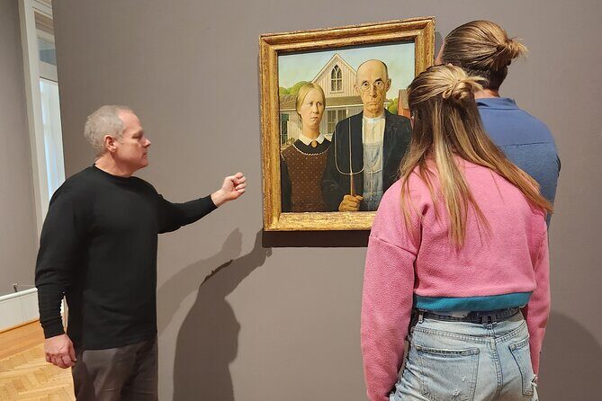 Art Institute of Chicago Private Expert Guided Tour - Skip-the-line entry and the meeting point that actually help