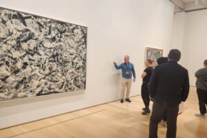 Art Institute of Chicago Private Expert Guided Tour - What your expert guide does (and why questions are part of the value)