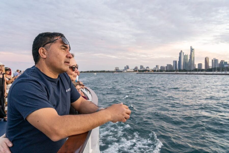 Chicago: 1.5-Hour Scenic Sunset Lake Cruise - Price and Value: Is $45 a Fair Deal?