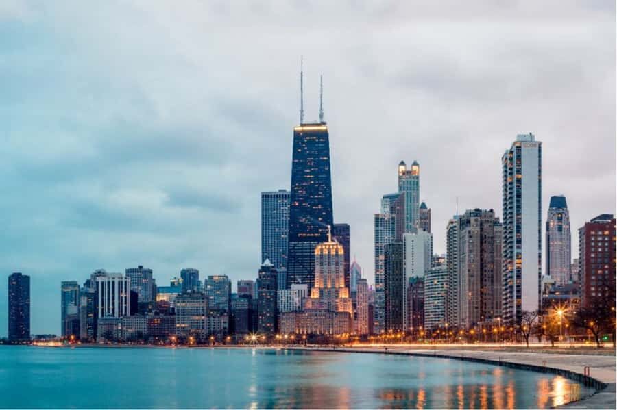 Chicago: 360 CHICAGO & Hop-on Hop-off Bus Tour (Save 20%) - 360 CHICAGO: The 1,000-Foot Payoff