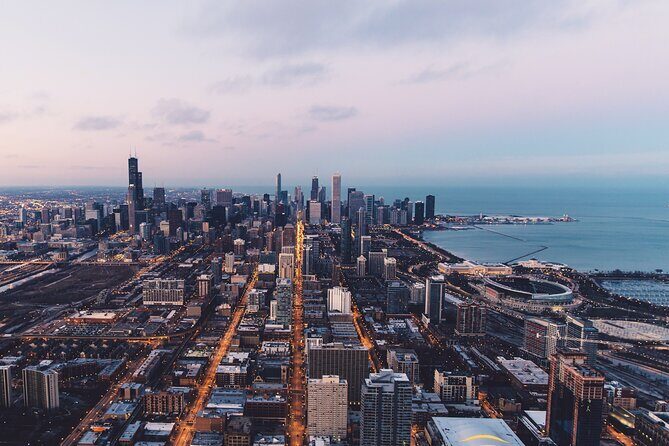 Chicago 4-Hour Sightseeing Transfer by Luxury Private Sedan - Price and value: is $190 per group worth it?