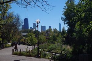 Chicago Amazing Lakefront Bike Tour - Starting at 34 S Michigan Ave: the Loop meets the lakefront