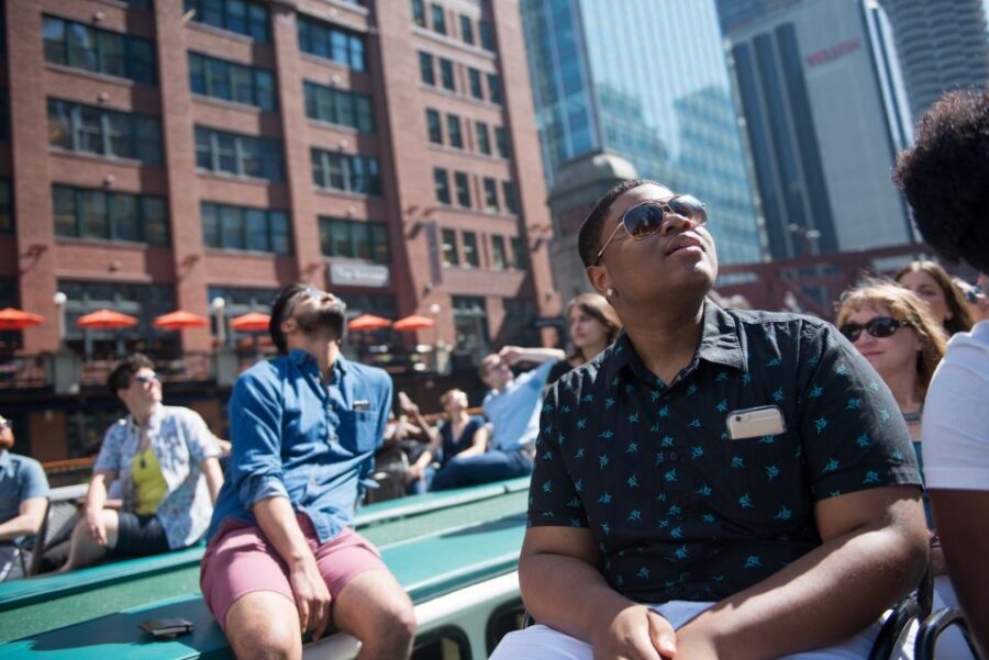 Chicago: Architecture Center Cruise on Chicago's First Lady - Accessibility and Boat Dock Limits: What You Need to Know Up Front