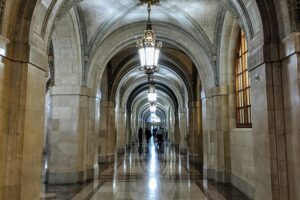 Chicago Architecture Tour: Underground Pedway and the Loop - Where the tour starts and ends (and why that route works)