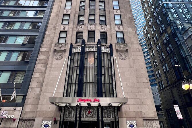 Chicago Art Deco Madness Walking Tour - How the route works: easy comparisons, not random stops