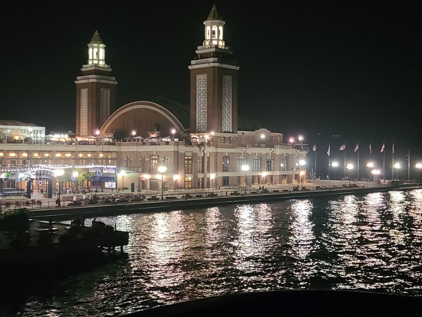 Chicago: Christmas Eve Lake Michigan Gourmet Dinner Cruise - Who This Cruise Fits Best (And Who Might Skip It)