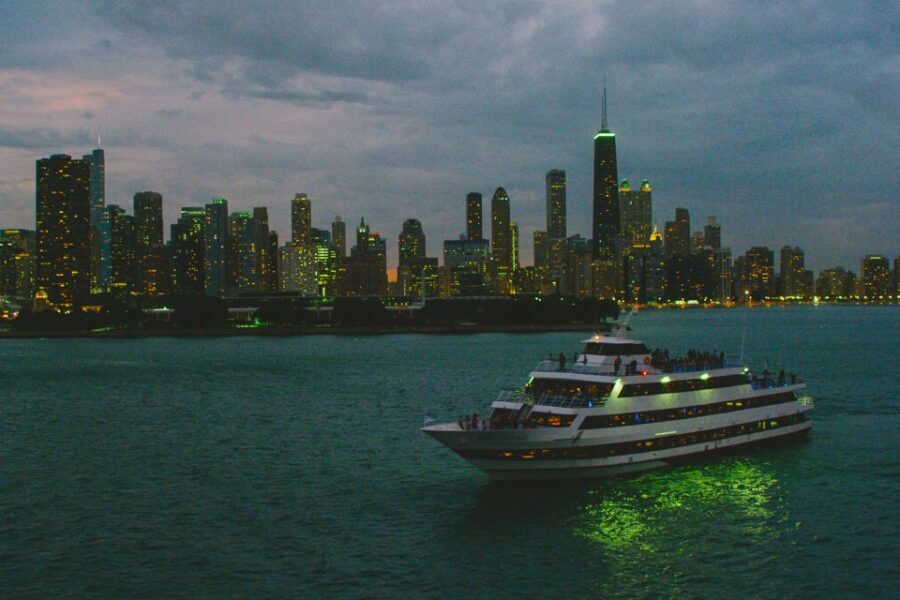 Chicago: Christmas Eve Lake Michigan Gourmet Dinner Cruise - Getting Onboard Odyssey Lake Michigan at Navy Pier (Without Stress)