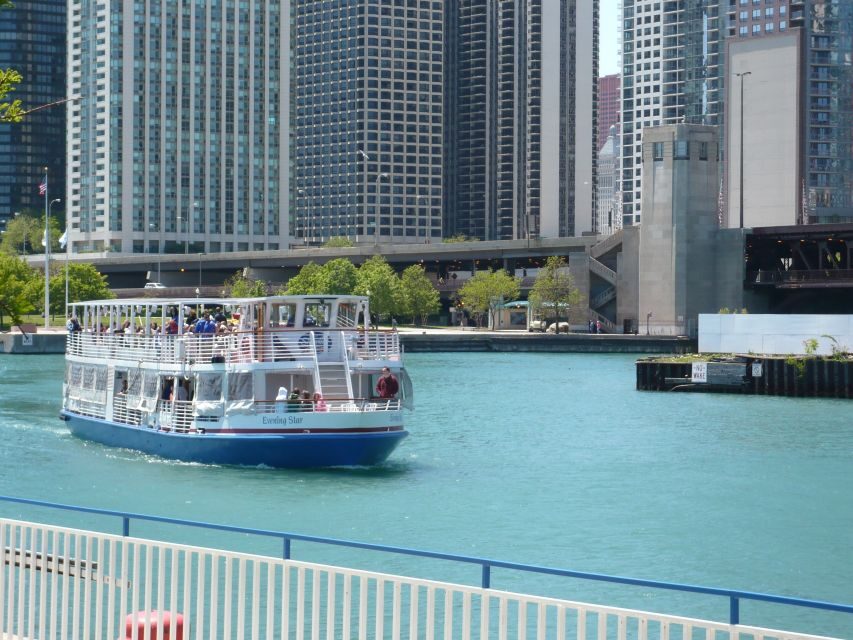Chicago: City Minibus Tour with Optional Architecture Cruise - Chicago Minibus Tour: The Route That Actually Gets You Oriented