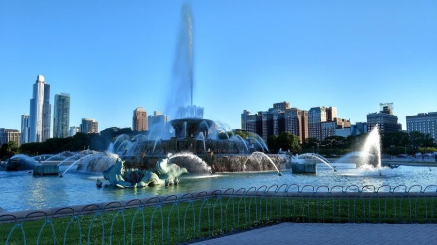 Chicago: City Minibus Tour with Optional Architecture Cruise - Museum Campus Skyline Break: A Short Photo Stop With Big Payoff
