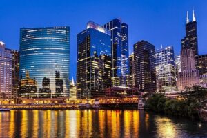 Chicago City Tours - A 2 to 8 hour route that hits famous spots without killing your feet