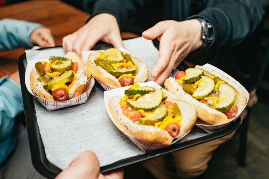 Chicago: Classic Food Walking Tour with Bike or Kayak Rental - The Big Picture: 3 Hours of Chicago That Actually Feeds You