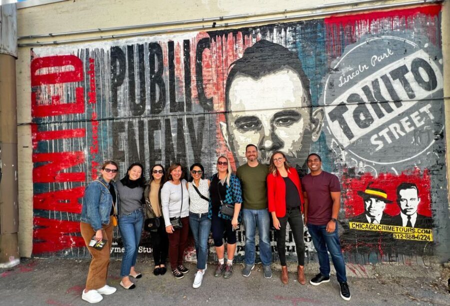 Chicago Crimes Night Tour - Biograph Theater and Harry Caray’s: photo stops with story weight