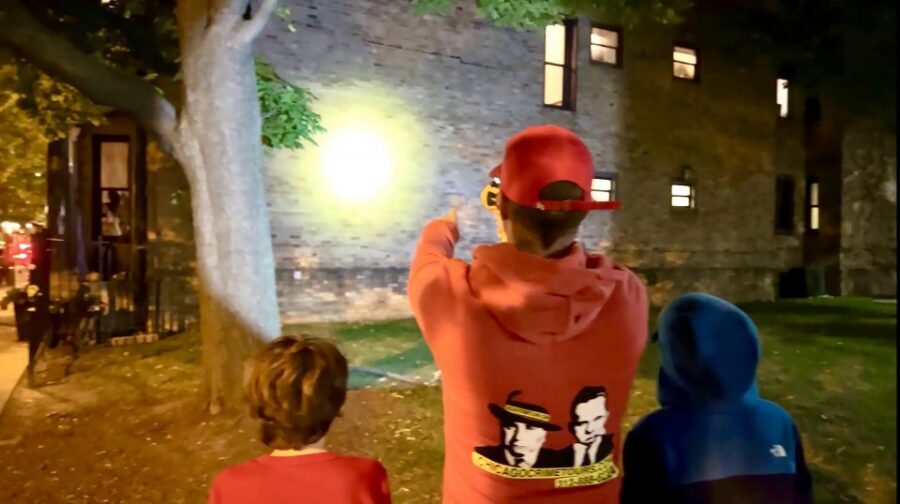 Chicago Crimes Night Tour - Holy Name Cathedral and the visual contrast of old crime sites