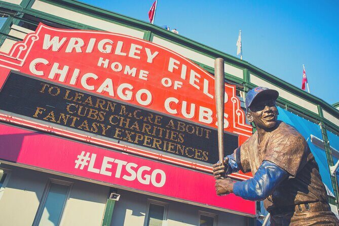Chicago Cubs Baseball Game Ticket at Wrigley Field - Food, drinks, and keeping your budget under control