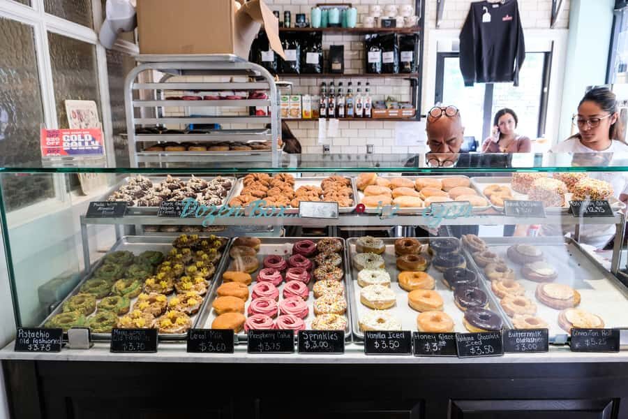 Chicago: Downtown Donut Tour with Tastings - Key highlights you’ll feel in the moment