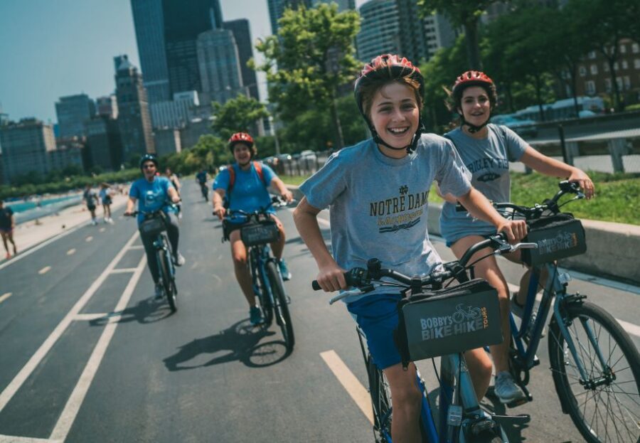 Chicago: Downtown Family Food Tour by Bike with Sightseeing - Downtown Chicago by bike: why this tour feels easier than it sounds