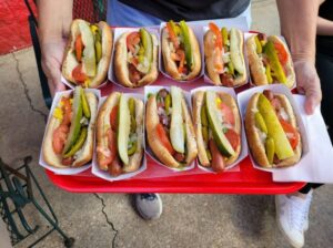 Chicago: Downtown Family Food Tour by Bike with Sightseeing - Millennium Park and Museum Campus: your first big-photo moments