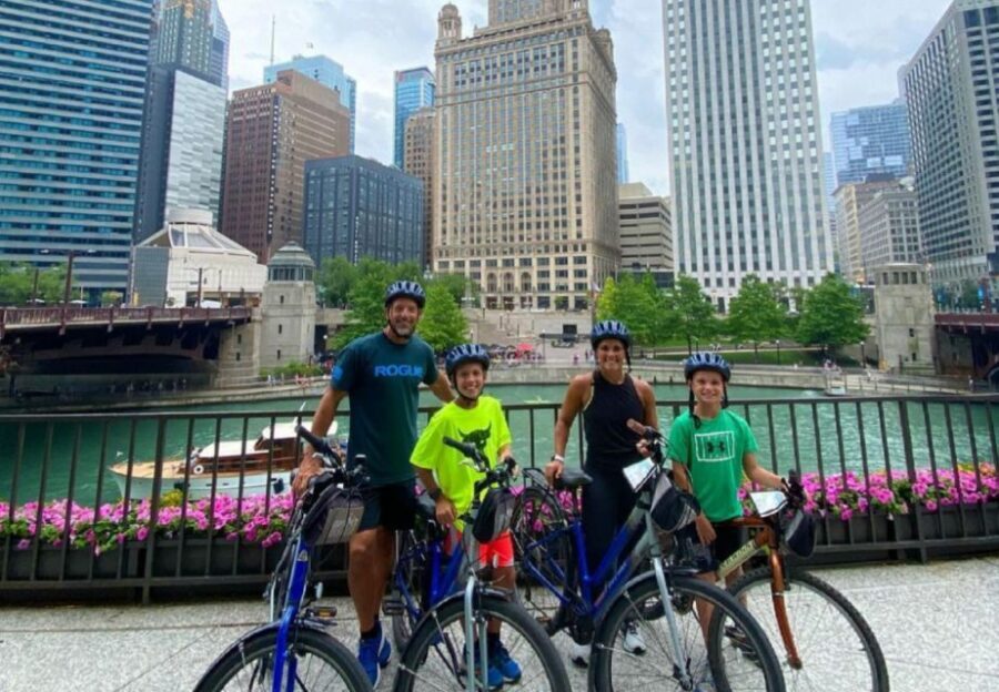 Chicago: Downtown Family Food Tour by Bike with Sightseeing - Lakefront and the Riverwalk: snacks with city views built in