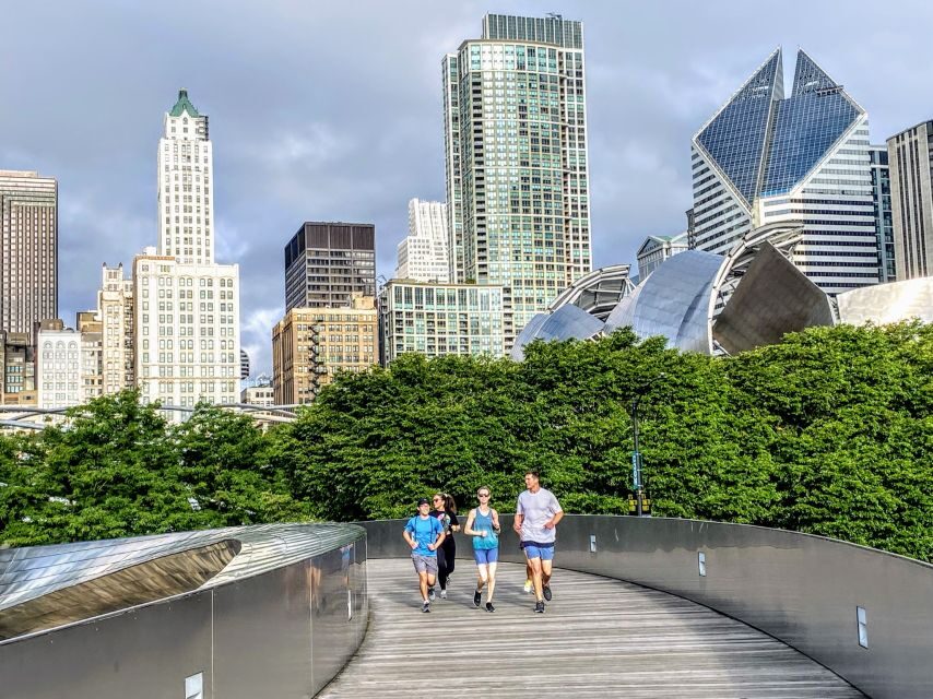 Chicago: Downtown Highlights Running Tour - Chicago River Crossings and Architecture Stories That Stick