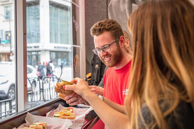Chicago Food Tour: Taste the City’s Most Iconic Eats - Loop District tastings: hot dog, deep-dish pizza, and Italian beef in one go
