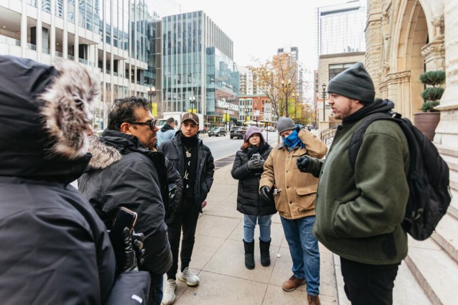 Chicago: Gangsters and Ghosts Guided Walking Tour - Congress Hotel on the 12th Floor: Where the Spook Talk Gets Specific