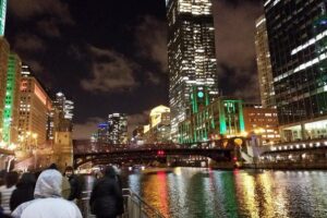 Chicago: Gangsters and Ghosts Walking Tour - Meet at 71 E Wacker Dr and End Near 520 S Michigan Ave