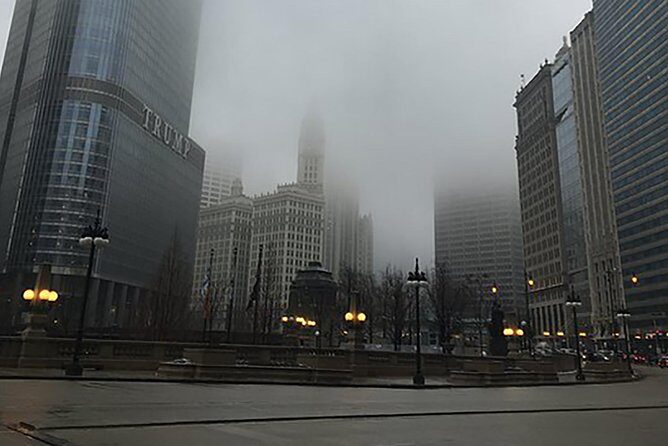 Chicago: Gangsters and Ghosts Walking Tour - Millennium Park’s Cloud Gate and Quick Landmark Momentum