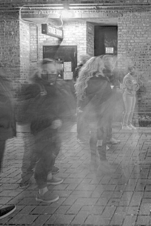 Chicago: Ghost Bus Tour of Haunted Locations - Entering the Congress Plaza Hotel: where the night starts