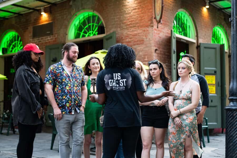 Chicago: Ghosts & Hauntings of the Windy City Walking Tour - Meeting at Oz Park’s Tin Man: start point, timing, and what to wear