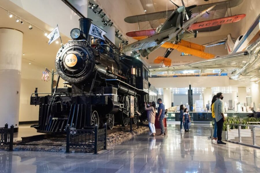 Chicago: Griffin Museum of Science and Industry Ticket - Food, breaks, and how long you’ll actually need