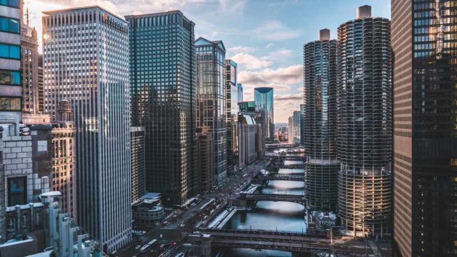 Chicago: Guided Tour with Architecture River Cruise - Should you book this guided Chicago day?