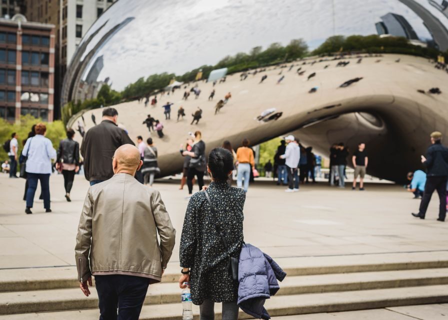 Chicago: Guided Tour with Architecture River Cruise - Starting at Adler Planetarium Pier: skyline first, questions second