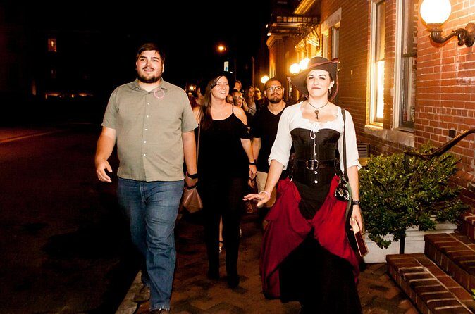 Chicago Haunts and Hooligans Tour - What to wear and how to keep comfortable