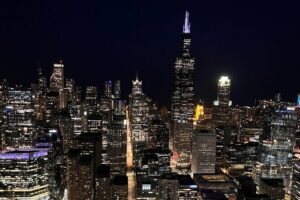 Chicago Helicopter 10-Minute Tour for up to Three Passengers - Check-In at Vertiport Chicago: Small-Group Feel From Minute One