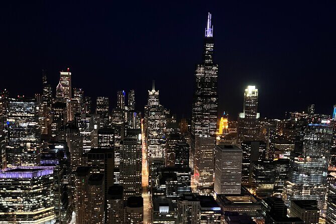 Chicago Helicopter 10-Minute Tour for up to Three Passengers - Check-In at Vertiport Chicago: Small-Group Feel From Minute One
