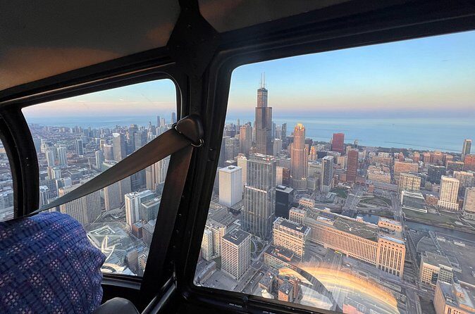Chicago Helicopter 25-Mile Tour for up to Three Passengers - Who should book this helicopter tour?