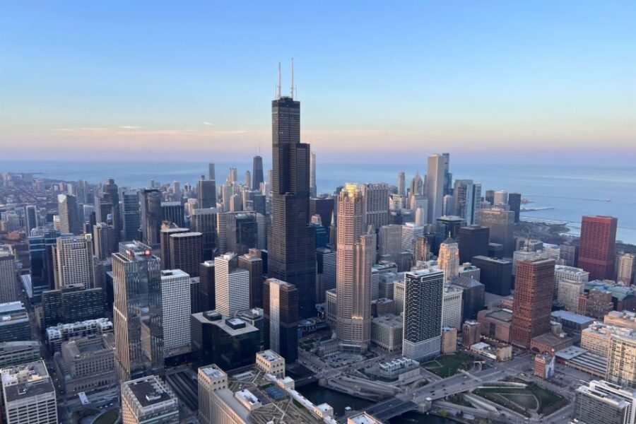 Chicago: Helicopter Tour of Chicago Skyline - Why this helicopter tour is worth your time over Chicago streets