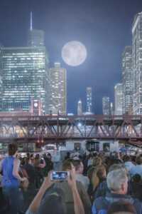 Chicago: Historic Gangsters & Ghosts Night Cruise - Getting oriented: the Mercury dock at Michigan and Wacker