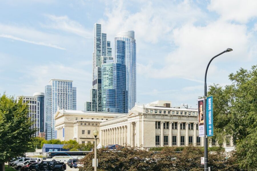 Chicago: Hop-on Hop-off Sightseeing Tour by Open-top Bus - The self-guided walking tours: good add-on, not a must