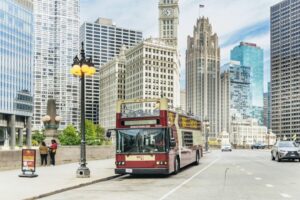 Chicago: Hop-on Hop-off Sightseeing Tour by Open-top Bus - Starting point at the Chicago Riverwalk: where your day actually begins