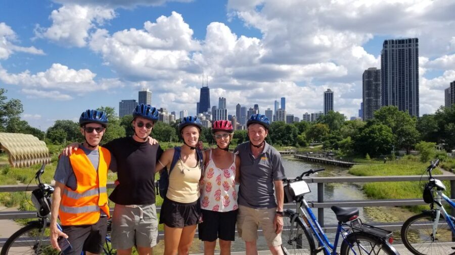 Chicago: Lakefront Neighborhoods Bike Tour - Gold Coast Mansions: The 2nd-Wealthiest Neighborhood View