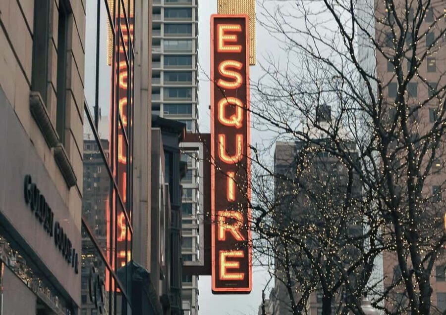 Chicago: Magnificent Mile Tour With Optional 360 Chicago - Magnificent Mile Storefront Stops: From Luxury Blocks to the Largest Starbucks