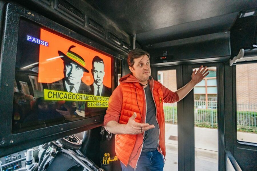 Chicago: Mob and Crime Bus Tour - Biograph Theatre Photo Stop: Where the Story Feels Cinematic