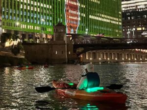 Chicago: Moonlight Paddle Tour on the Chicago River - Meeting Up and Getting Ready: Safety Briefing and Gear Basics