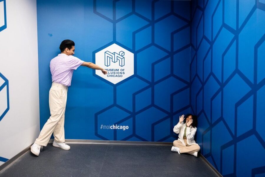 Chicago: Museum of Illusions Timed Entrance Ticket - Infinity Room, Vortex Tunnel, and the rooms designed for photos