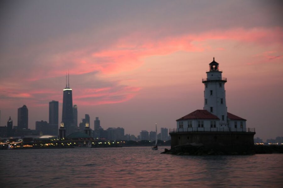 Chicago: Narrated River and Lake Cruise by Night - Key things that make this cruise worth your time