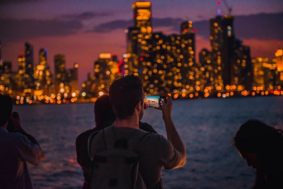 Chicago: Narrated River and Lake Cruise by Night - Chicago River and Lake Michigan at Night: What the 1.5 Hours Really Feels Like