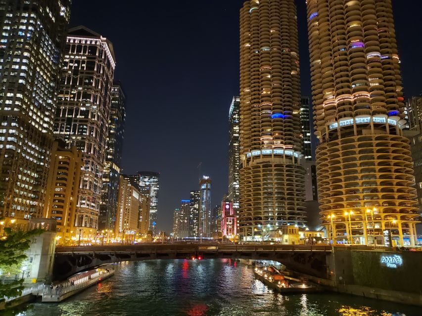 Chicago: Narrated River and Lake Cruise by Night - Cruising the Main Branch of the Chicago River: Skyscrapers Close-Up