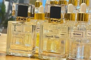 Chicago Perfume Making Classes on Magnificent Mile - Getting There: 900 North Michigan Shops and the Right Door