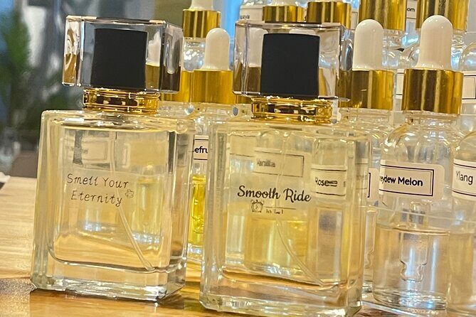 Chicago Perfume Making Classes on Magnificent Mile - Getting There: 900 North Michigan Shops and the Right Door